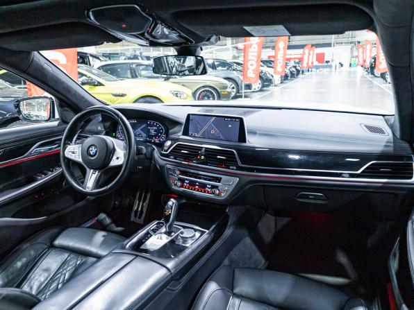 BMW 7 серии VI (G11/G12) Рестайлинг с пробегом 2021 года, цена 5 899 700 рублей, 112000 км, седан, Автокод Объявления