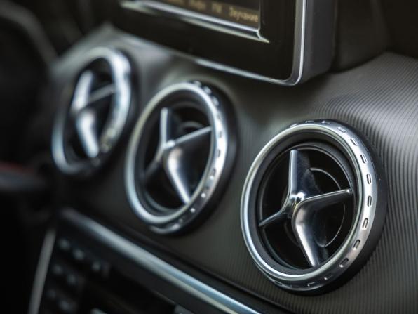 Mercedes-Benz GLA I (X156) с пробегом 2015 года, цена 1 878 000 рублей, 102786 км, внедорожник, Автокод Объявления