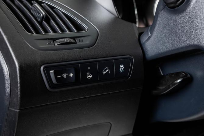 Hyundai ix35 I Рестайлинг с пробегом 2014 года, цена 1 559 000 рублей, 159000 км, внедорожник, Автокод Объявления