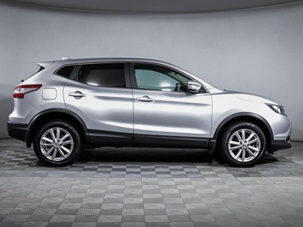 Nissan Qashqai II с пробегом 2017 года, цена 1 620 000 рублей, 113451 км, внедорожник, Автокод Объявления