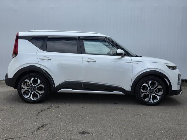 Kia Soul III с пробегом 2020 года, цена 2 100 000 рублей, 65616 км, хэтчбек, Автокод Объявления