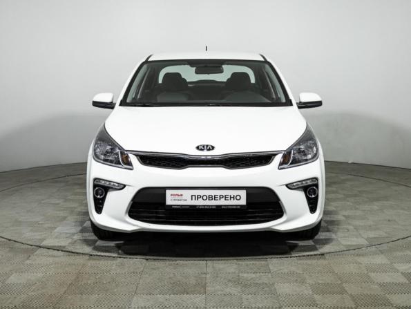 Kia Rio IV с пробегом 2018 года, цена 1 369 700 рублей, 62204 км, седан, Автокод Объявления