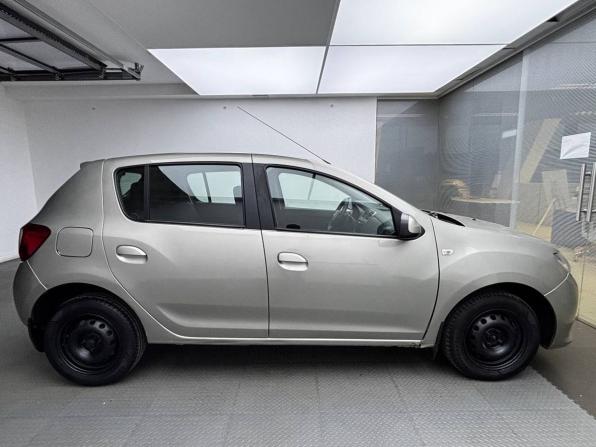 Renault Sandero II с пробегом 2015 года, цена 690 000 рублей, 89426 км, хэтчбек, Автокод Объявления