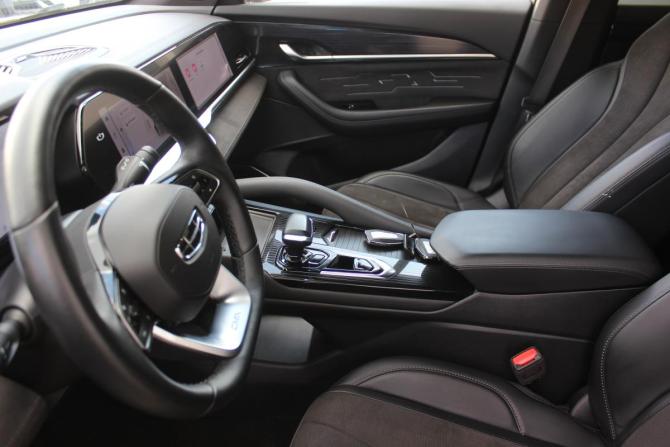 Geely Monjaro I с пробегом 2024 года, цена 2 997 000 рублей, 98014 км, внедорожник, Автокод Объявления
