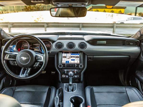 Ford Mustang VI Рестайлинг с пробегом 2019 года, цена 3 048 000 рублей, 69423 км, купе, Автокод Объявления