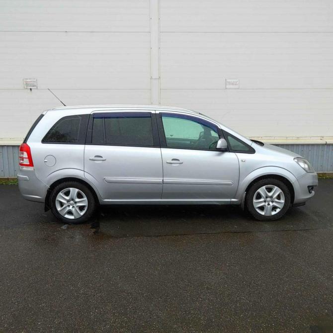 Opel Zafira B Рестайлинг Санкт-Петербург  - изображение 7