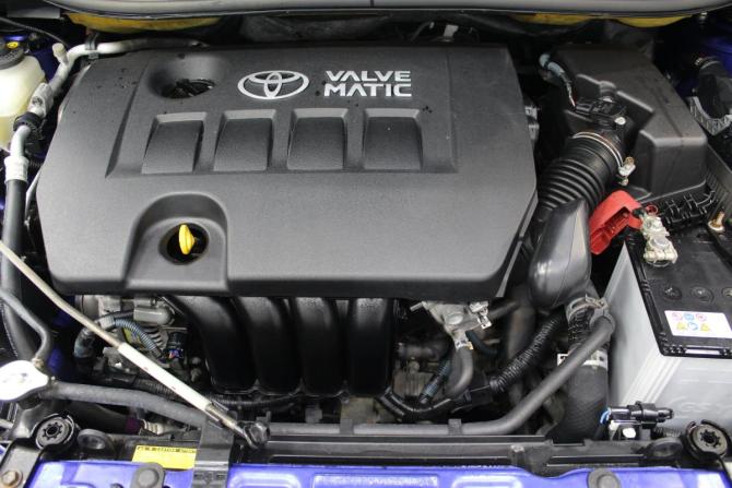 Toyota Wish II Рестайлинг с пробегом 2012 года, цена 1 229 000 рублей, 158000 км, минивэн, Автокод Объявления