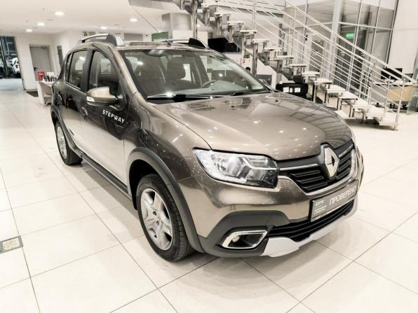 Renault Sandero II Рестайлинг с пробегом 2018 года, цена 1 280 000 рублей, 59418 км, хэтчбек, Автокод Объявления