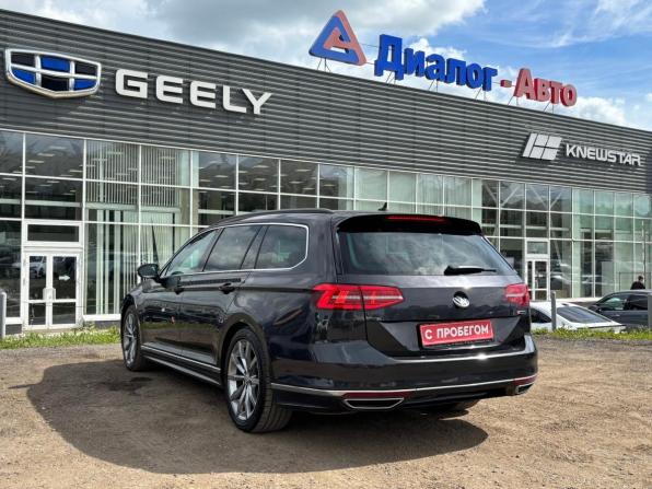Volkswagen Passat B8 с пробегом 2019 года, цена 2 195 000 рублей, 241690 км, универсал, Автокод Объявления