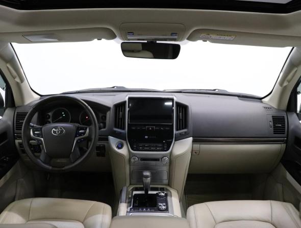 Toyota Land Cruiser 200 Series Рестайлинг 2 с пробегом 2021 года, цена 7 990 000 рублей, 49534 км, внедорожник, Автокод Объявления