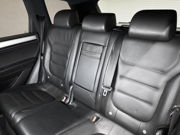 Volkswagen Touareg II с пробегом 2011 года, цена 1 995 000 рублей, 285267 км, внедорожник, Автокод Объявления
