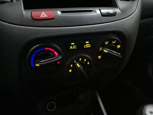 Kia Rio II с пробегом 2006 года, цена 490 000 рублей, 218765 км, седан, Автокод Объявления