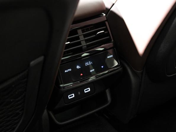 Geely Monjaro I с пробегом 2023 года, цена 2 999 000 рублей, 48001 км, внедорожник, Автокод Объявления