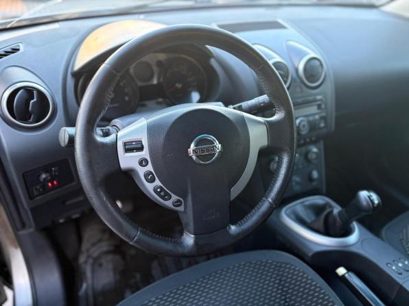 Nissan Qashqai I с пробегом 2008 года, цена 655 000 рублей, 284887 км, внедорожник, Автокод Объявления