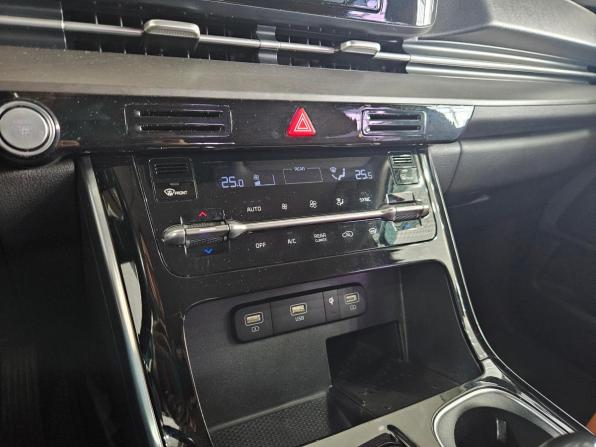 Kia Carnival IV с пробегом 2021 года, цена 4 599 000 рублей, 48614 км, минивэн, Автокод Объявления
