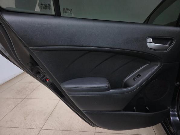 Kia Cerato III с пробегом 2013 года, цена 900 000 рублей, 197853 км, седан, Автокод Объявления