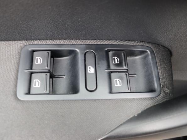 Volkswagen Polo V с пробегом 2013 года, цена 749 000 рублей, 198999 км, седан, Автокод Объявления