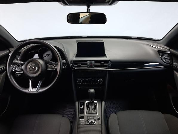 Mazda CX-4 I Рестайлинг с пробегом 2023 года, цена 2 695 000 рублей, 43692 км, внедорожник, Автокод Объявления