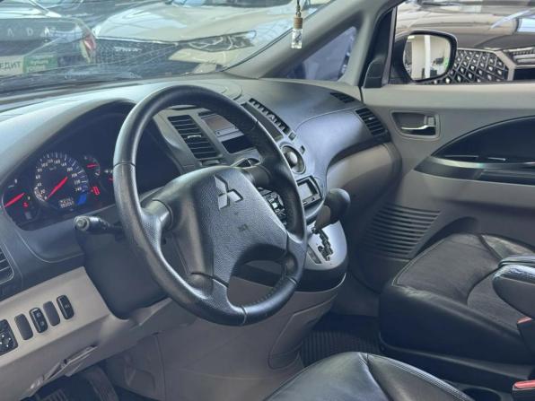 Mitsubishi Grandis I с пробегом 2007 года, цена 749 000 рублей, 393000 км, минивэн, Автокод Объявления