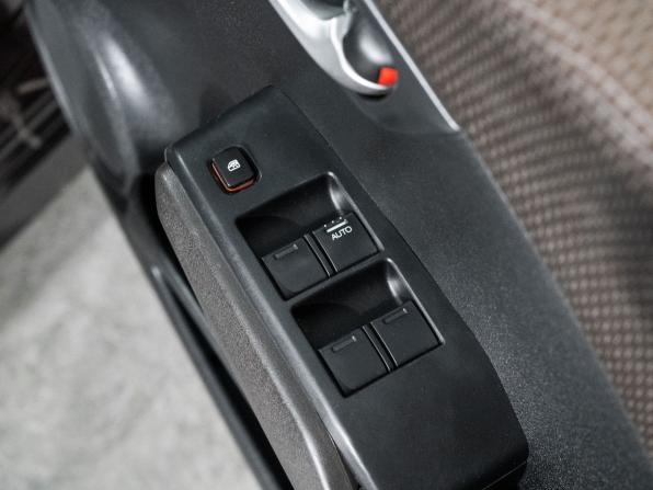 Honda Fit Shuttle I с пробегом 2012 года, цена 900 000 рублей, 193553 км, универсал, Автокод Объявления