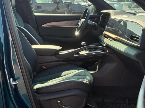 Geely Monjaro I с пробегом 2024 года, цена 3 295 000 рублей, 52391 км, внедорожник, Автокод Объявления
