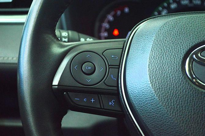 Toyota RAV4 V (XA50) с пробегом 2021 года, цена 3 349 000 рублей, 76500 км, внедорожник, Автокод Объявления