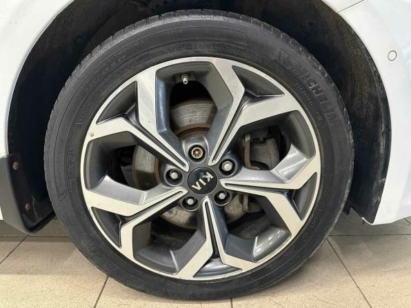 Kia Ceed III с пробегом 2018 года, цена 1 810 000 рублей, 29343 км, хэтчбек, Автокод Объявления