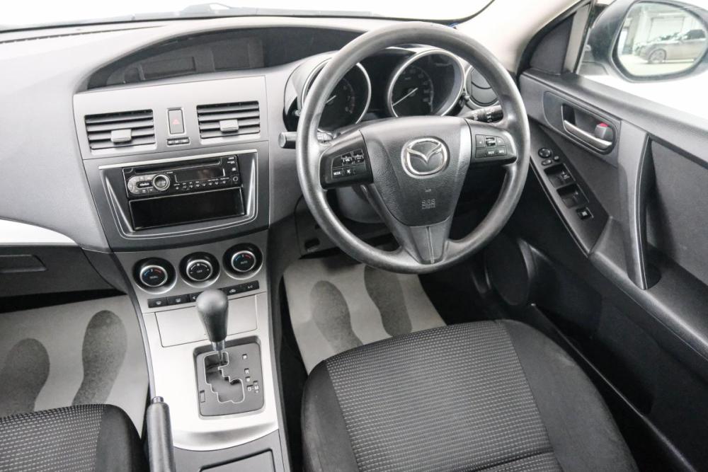 Mazda Axela II Красноярск  - изображение 10