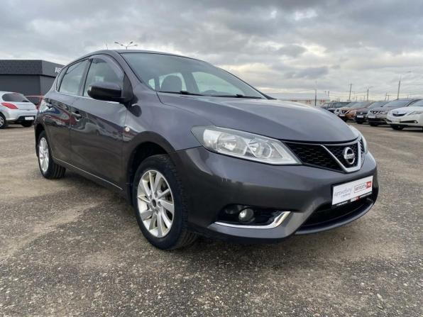 Nissan Tiida II с пробегом 2015 года, цена 895 000 рублей, 171616 км, хэтчбек, Автокод Объявления