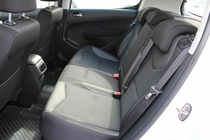Peugeot 308 I Рестайлинг с пробегом 2011 года, цена 499 000 рублей, 120000 км, хэтчбек, Автокод Объявления