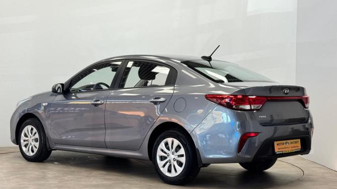 Kia Rio IV с пробегом 2018 года, цена 1 050 000 рублей, 103560 км, седан, Автокод Объявления