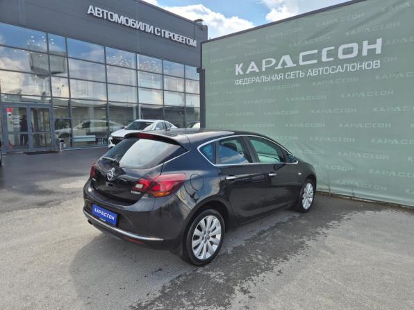 Opel Astra J Рестайлинг с пробегом 2013 года, цена 699 000 рублей, 178316 км, хэтчбек, Автокод Объявления