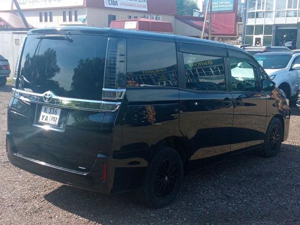 Toyota Voxy III (R80) Рестайлинг с пробегом 2018 года, цена 2 700 000 рублей, 88347 км, минивэн, Автокод Объявления
