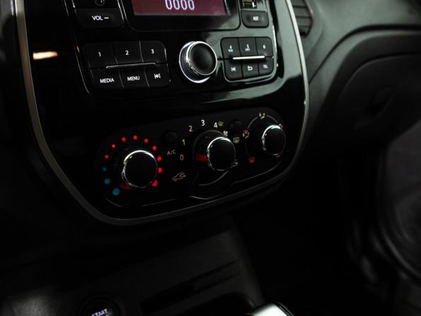 Renault Kaptur I с пробегом 2019 года, цена 1 499 700 рублей, 71610 км, внедорожник, Автокод Объявления