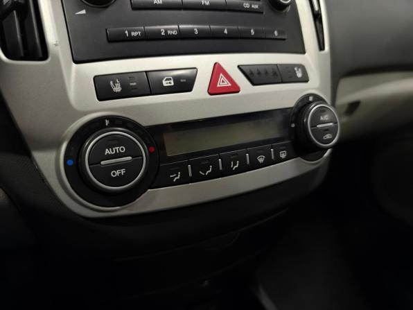 Kia Ceed I с пробегом 2009 года, цена 625 000 рублей, 182918 км, хэтчбек, Автокод Объявления