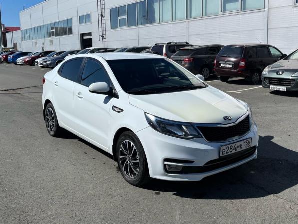 Kia Rio III Рестайлинг с пробегом 2016 года, цена 1 090 000 рублей, 97905 км, седан, Автокод Объявления