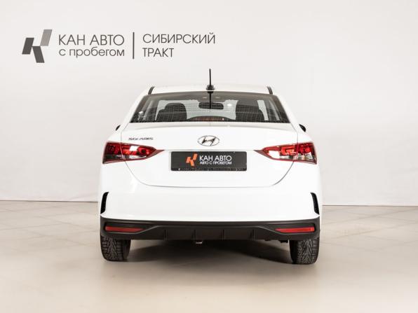 Hyundai Solaris II Рестайлинг с пробегом 2021 года, цена 1 664 658 рублей, 117652 км, седан, Автокод Объявления