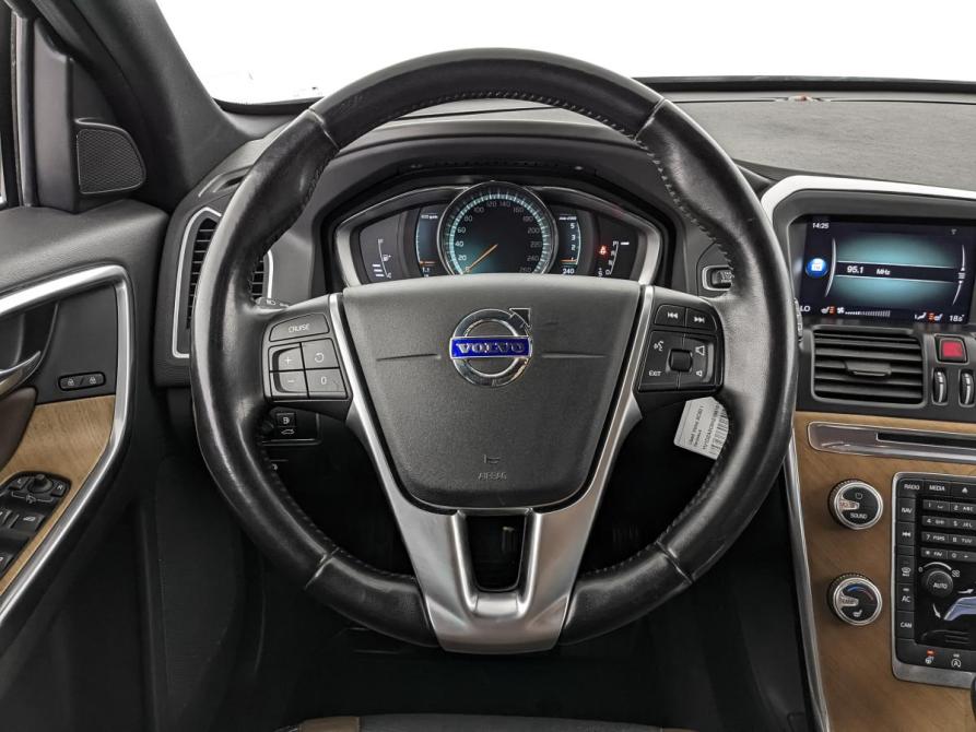 Volvo XC60 I Рестайлинг Москва  - изображение 22