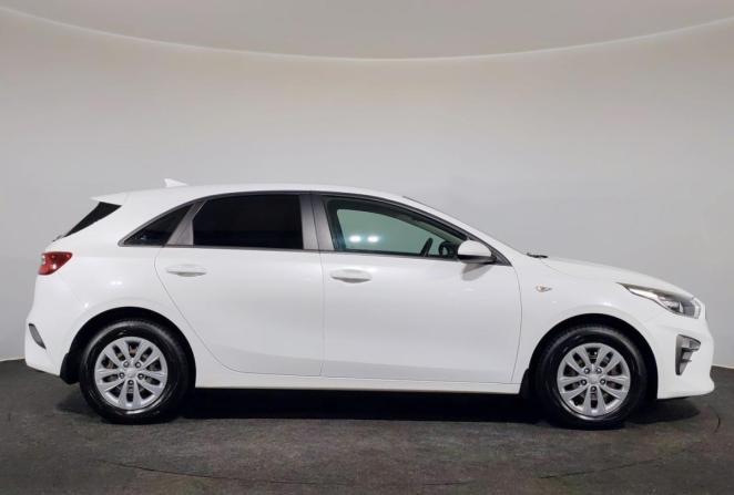 Kia Ceed III с пробегом 2021 года, цена 1 930 000 рублей, 78765 км, хэтчбек, Автокод Объявления