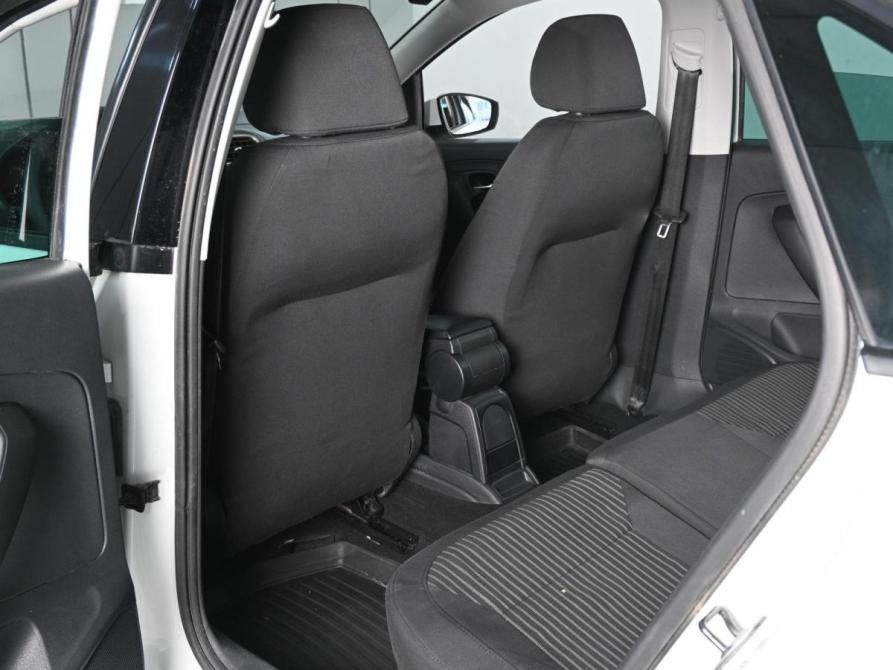 Volkswagen Polo V Рестайлинг Ростов-на-Дону  - изображение 11