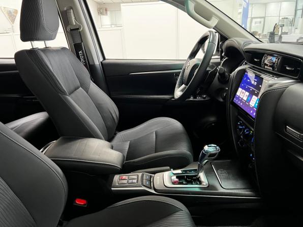 Toyota Fortuner II Рестайлинг с пробегом 2021 года, цена 4 850 000 рублей, 22530 км, внедорожник, Автокод Объявления
