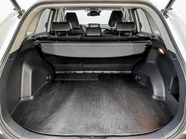 Toyota RAV4 V (XA50) с пробегом 2022 года, цена 3 890 000 рублей, 39291 км, внедорожник, Автокод Объявления