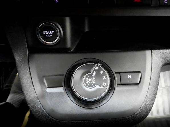 Opel Zafira Life I с пробегом 2020 года, цена 3 850 000 рублей, 29734 км, минивэн, Автокод Объявления