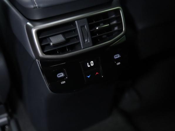 Lexus RX V с пробегом 2023 года, цена 8 550 000 рублей, 31185 км, внедорожник, Автокод Объявления