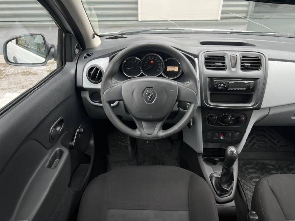 Renault Logan II с пробегом 2014 года, цена 410 000 рублей, 130023 км, седан, Автокод Объявления