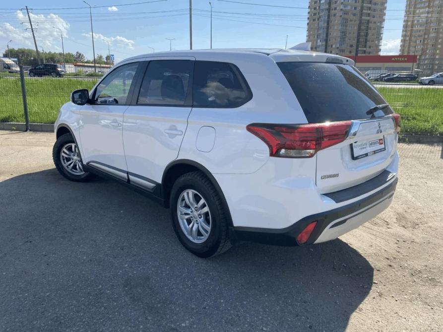 Mitsubishi Outlander III Рестайлинг 3 Тверь  - изображение 5