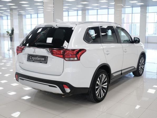 Mitsubishi Outlander III Рестайлинг 3 с пробегом 2020 года, цена 2 597 000 рублей, 78356 км, внедорожник, Автокод Объявления