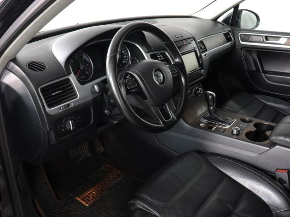 Volkswagen Touareg II с пробегом 2013 года, цена 1 397 000 рублей, 438001 км, внедорожник, Автокод Объявления