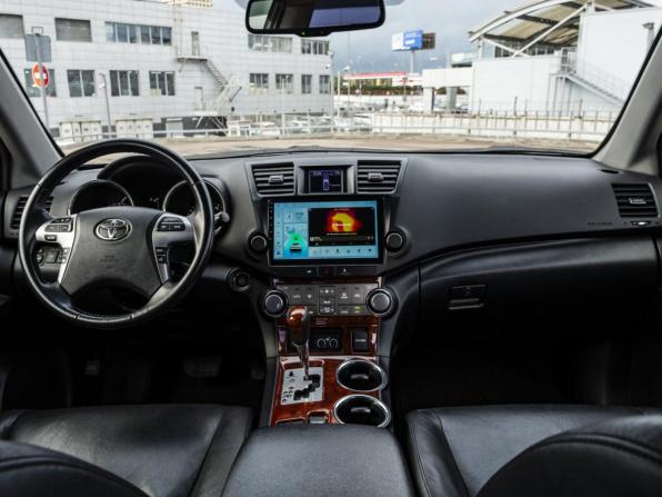 Toyota Highlander II (XU40) Рестайлинг с пробегом 2011 года, цена 1 999 000 рублей, 196079 км, внедорожник, Автокод Объявления