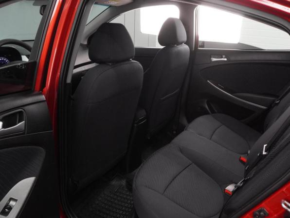Hyundai Solaris I Рестайлинг с пробегом 2015 года, цена 1 124 000 рублей, 149782 км, седан, Автокод Объявления